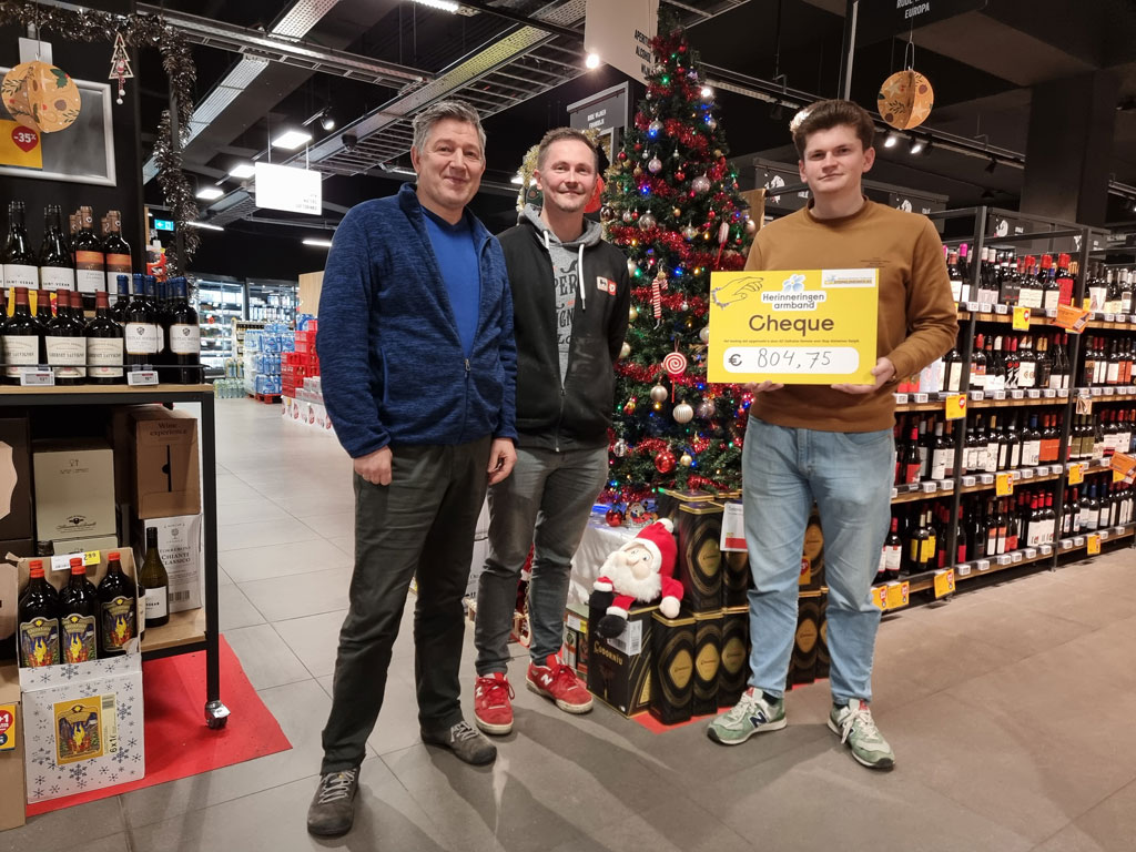 AD Delhaize Hamme raises €804.75 for Alzheimer’s research