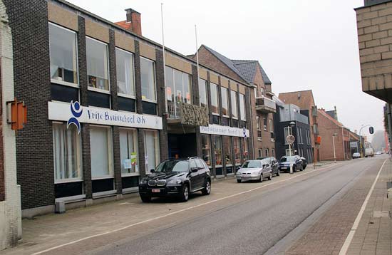 In het nieuwe RUP zou de OLV-school in de Langestraat geen toegang hebben.